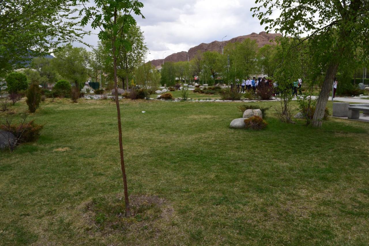 Naryn Guest House Kültér fotó