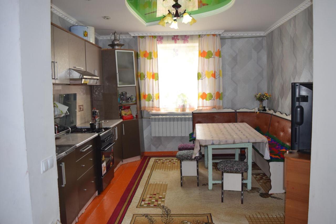 Naryn Guest House Kültér fotó
