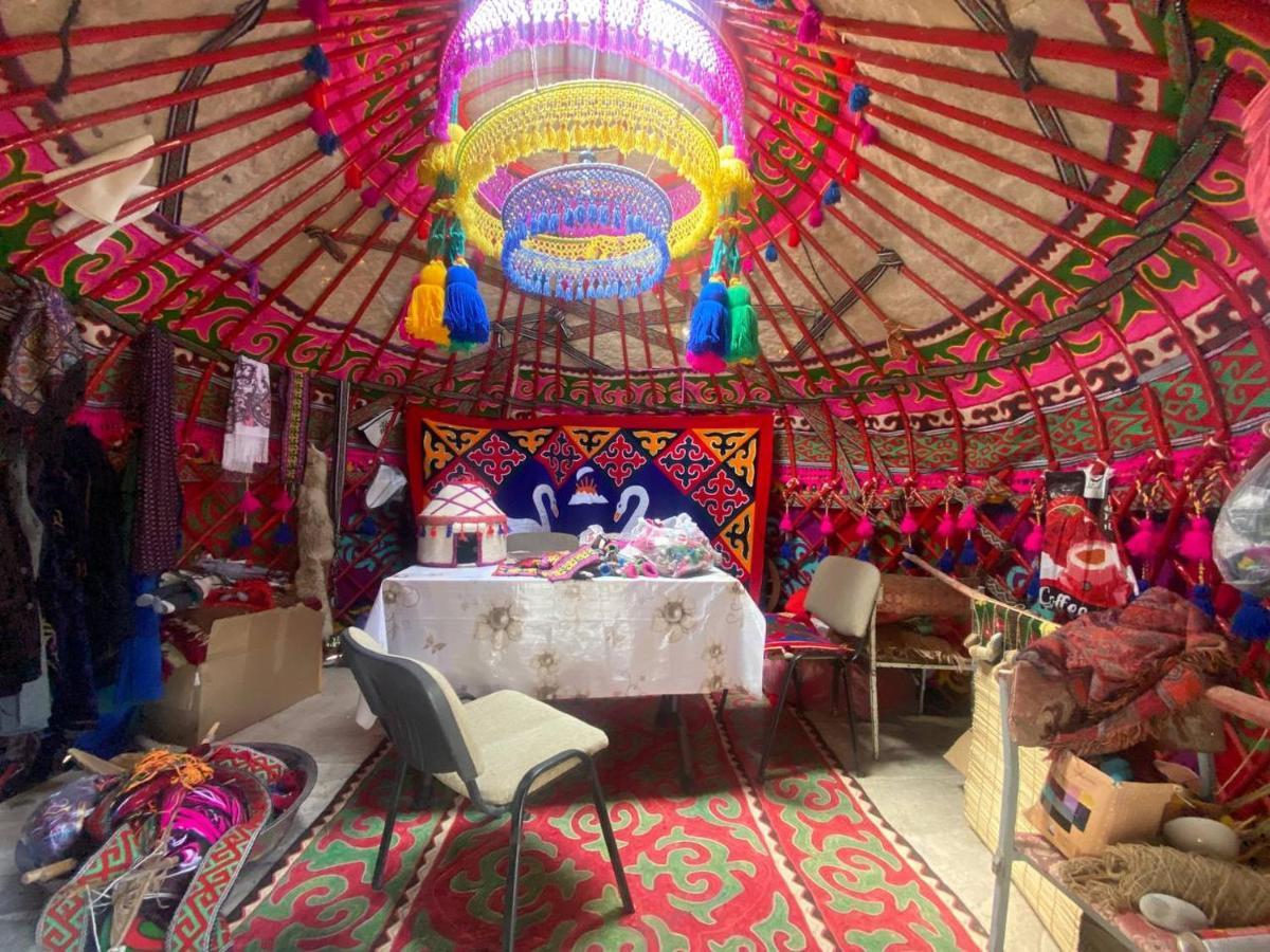 Naryn Guest House Kültér fotó