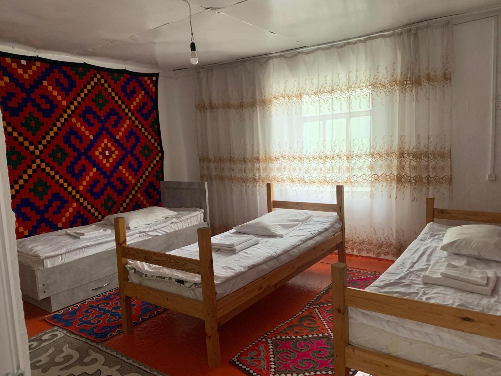 Naryn Guest House Kültér fotó