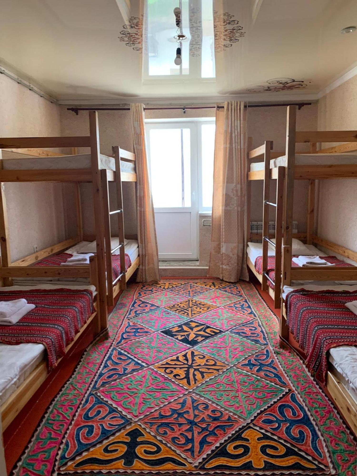 Naryn Guest House Kültér fotó